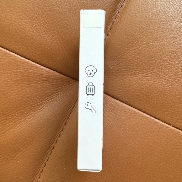 NWT Samsung Galaxy SmartTag2 Black, airtag - Picture 5 of 7